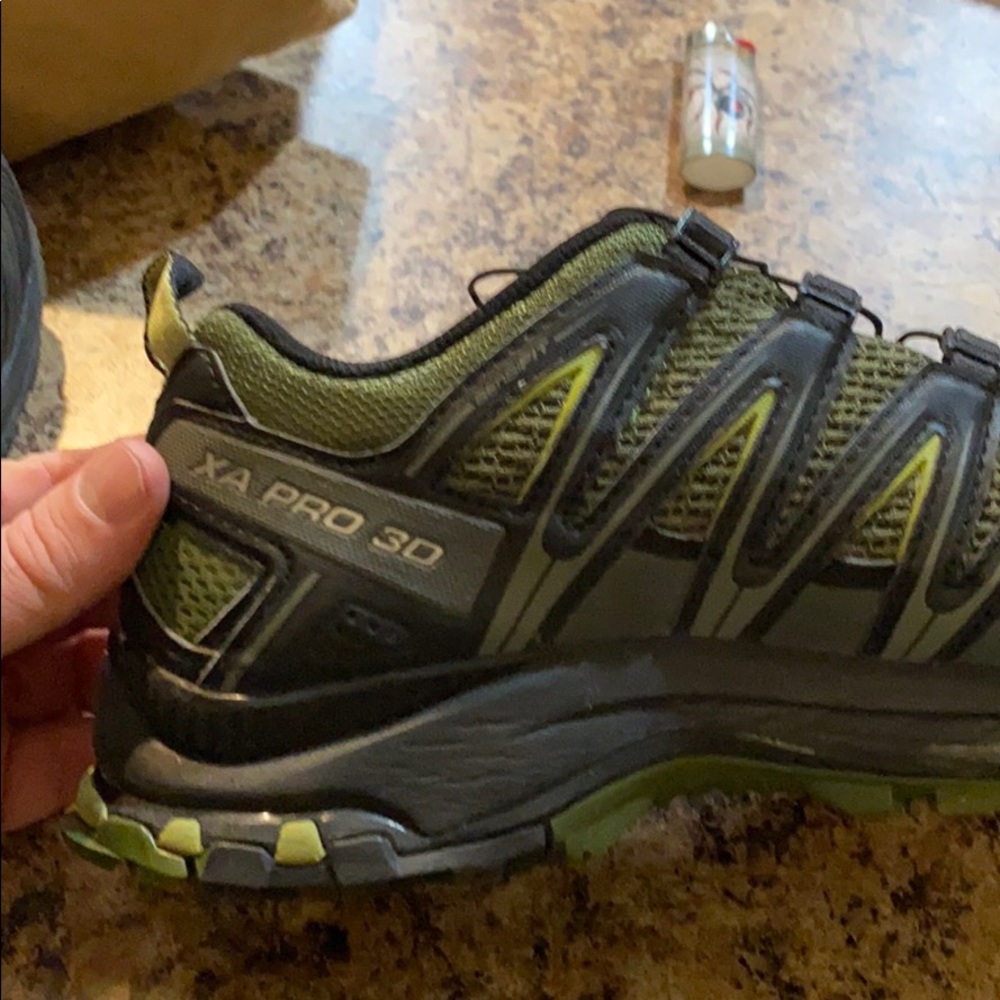 Men’s Salomon XD Pro 3D size 8.5